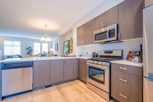  Profile Photos of Wardle's Appliances Inc. 1420 Youville Drive, Unit 13 - Photo 1 of 3