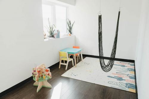  Profile Photos of Attuned Families 96 Vine Avenue, Suite #7 - Photo 3 of 4