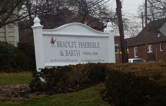  Profile Photos of Bradley, Haeberle & Barth Funeral Home 1100 Pine Ave - Photo 7 of 16
