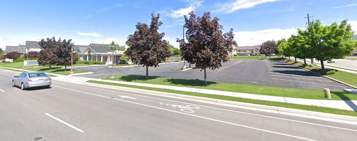  Profile Photos of Lindquist's Kaysville Mortuary 400 N Main St - Photo 14 of 17