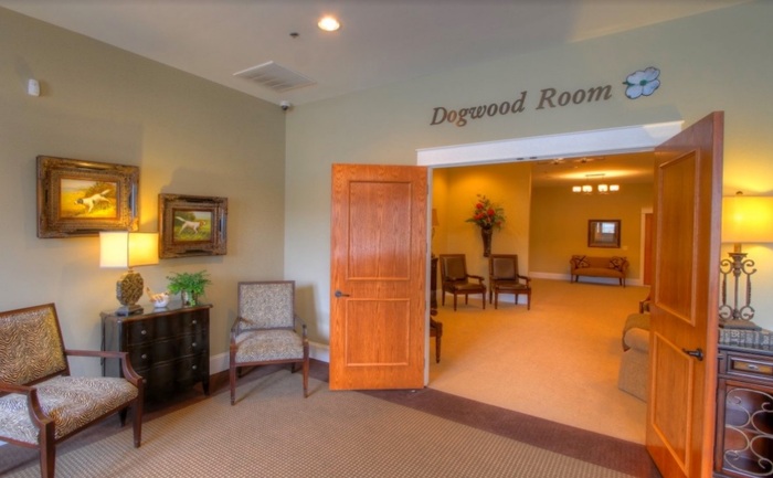  Photos of Williams Funeral Home & Crematory 2517 Trotwood Ave - Photo 7 of 8