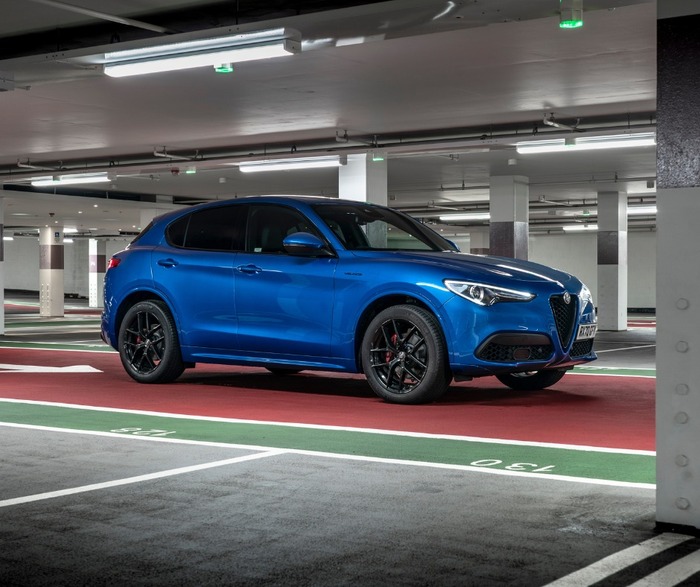  Profile Photos of Alfa Romeo Laval 250 Boulevard du CurÃ©-Labelle - Photo 4 of 6