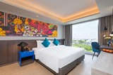 Grand Deluxe Room Maitria Hotel Rama 9 Bangkok - A Chatrium Collection 908 Rimklong Samsen Road, Bangkagi, Huay Kwang 