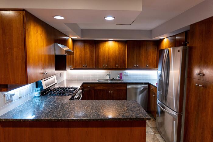  New Album of Mission Maids Canada 788 12 Ave SW - Photo 2 of 3