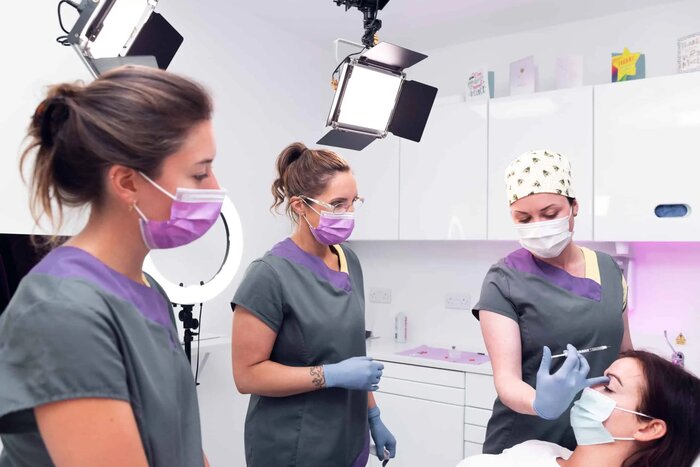 Dr MJ Rowland-Warmann training a level I cohort New Album of Smileworks Aesthetic Training Hub 4 Kenyon's steps, One park west - Photo 3 of 5
