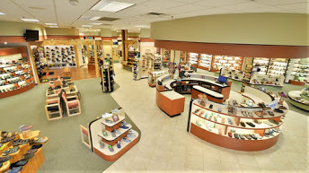  Profile Photos of Roderer Shoe Center 316 East Stroop Road - Photo 2 of 4