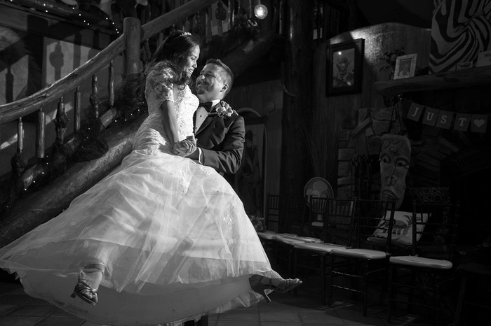 Wedding choreography Toronto Ballroom Latin Dance Studio Toronto of Dance with me Toronto - social dance lessons 7310 Woodbine Ave - Photo 14 of 16