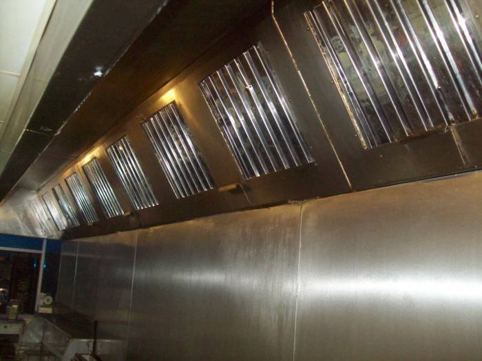  Profile Photos of cleaningholywell.webstarts.com. wallridge drive - Photo 1 of 2
