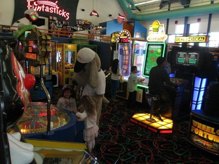  Profile Photos of Funtasticks Family Fun Park 221 E. Wetmore Rd. - Photo 3 of 4