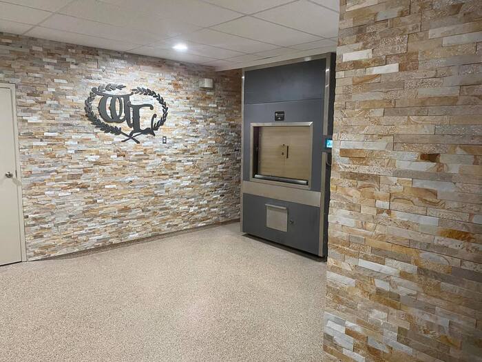  New Album of Walnut Lawn Funeral Home, Ltd. DeGraffenreid-Wood-Crematory 2001 W Walnut Lawn St - Photo 4 of 10