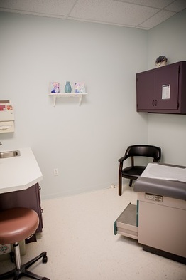  New Album of Western Carteret Medical Center 718 Cedar Point Blvd - Photo 2 of 4