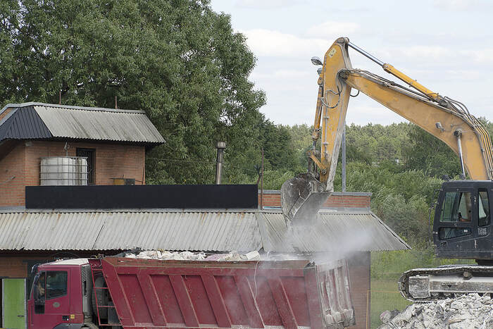  New Album of Toledo Demolition 931 W Woodruff Ave - Photo 2 of 5