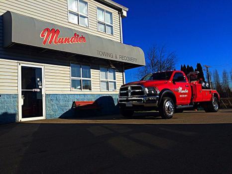 Profile Photos of Mundie's Towing & Recovery Coquitlam 923 Delestre Ave - Photo 2 of 3