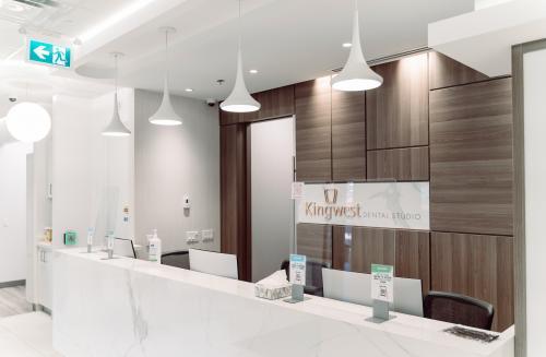  Profile Photos of Kingwest Dental Studio 725 King Street West, Unit 105 - Photo 3 of 4