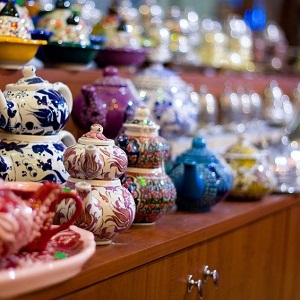  Profile Photos of Bee Sweet Paris Gifts 17 2nd St Ne - Photo 1 of 1