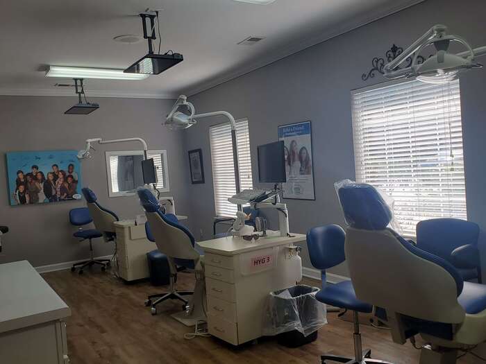 Family Orthodontics - Cartersville Profile Photos of Family Orthodontics - Cartersville 11 Bowens Ct - Photo 3 of 25