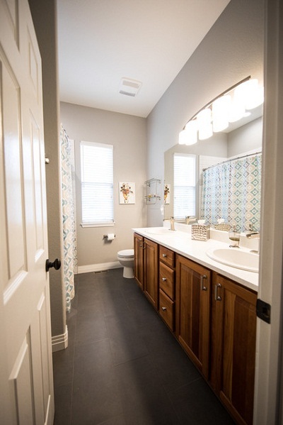  Profile Photos of Lincoln Remodeling Co 2831 F St - Photo 1 of 1