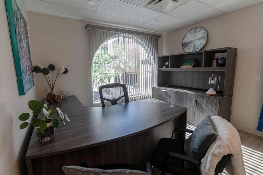  Pricelists of Pinnacle Psych 638 11 Ave SW #200 - Photo 1 of 6