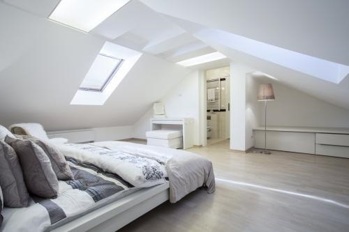  Lofts4Homes Ltd of Lofts4Homes Ltd 446 Ewell Road - Photo 3 of 3