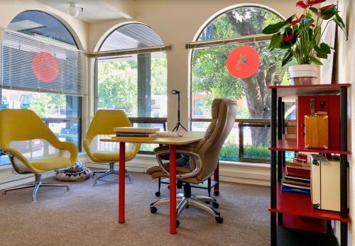  Profile Photos of Brainblaze 412 Red Hill Avenue, Suite 2 - Photo 2 of 3