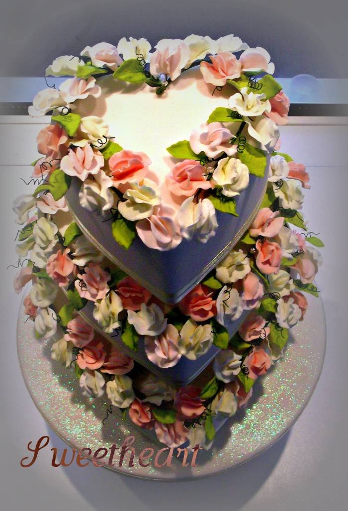 wedding cake by dream wedding creations Wedding Creations of Dream Wedding Creations Eastleigh Road - Photo 8 of 20