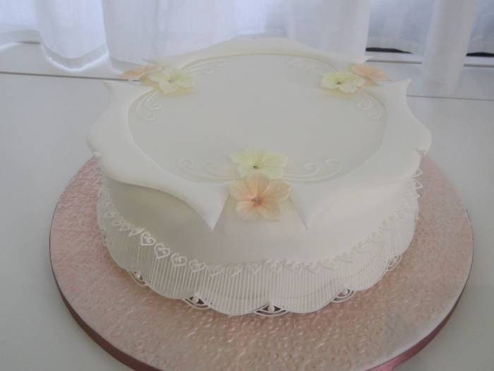 Celebration Cake by Dream Wedding Creations Celebration Cakes by Dream Wedding Creations of Dream Wedding Creations Eastleigh Road - Photo 28 of 88