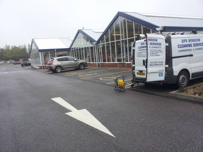  Profile Photos of DPR WINDOW CLEANING SERVICES 92 BORSTAL HILL - Photo 4 of 6