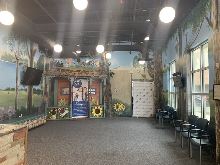 Shawnie Bilic - Inside building Lobby Profile Photos of Specialists in Orthodoontics Virginia - Fairfax 10611 Braddock Rd - Photo 5 of 7
