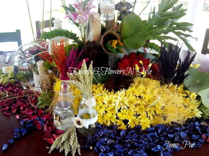  Rustic theme floral arrangement of Events&FlowersN`Style E. Lopez St. Jaro - Photo 15 of 20
