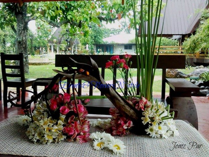  Rustic theme floral arrangement of Events&FlowersN`Style E. Lopez St. Jaro - Photo 1 of 20