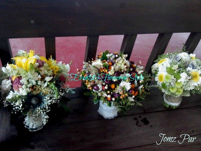  Rustic theme floral arrangement of Events&FlowersN`Style E. Lopez St. Jaro - Photo 9 of 20