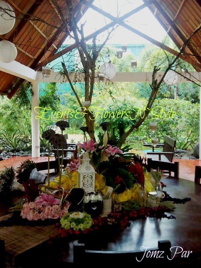  Rustic theme floral arrangement of Events&FlowersN`Style E. Lopez St. Jaro - Photo 6 of 20