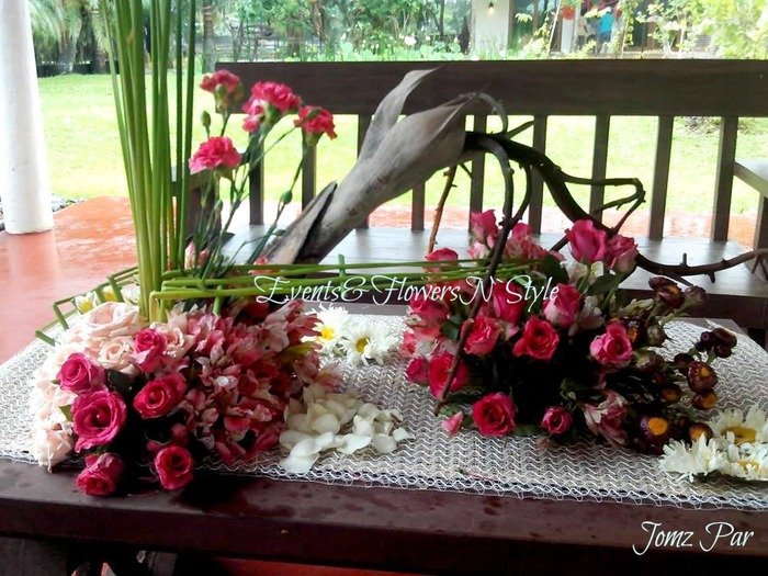  Rustic theme floral arrangement of Events&FlowersN`Style E. Lopez St. Jaro - Photo 4 of 20