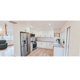 Elevated Home Remodel - Fix4U, Bellevue