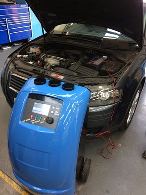  Profile Photos of HiQ Tyres & Autocare Maidenhead (Barnside Motors) High Street - Photo 2 of 3