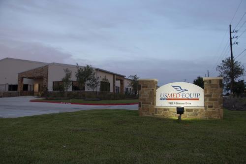  Profile Photos of US Med-Equip, Inc. 7028 Gessner Road - Photo 2 of 3