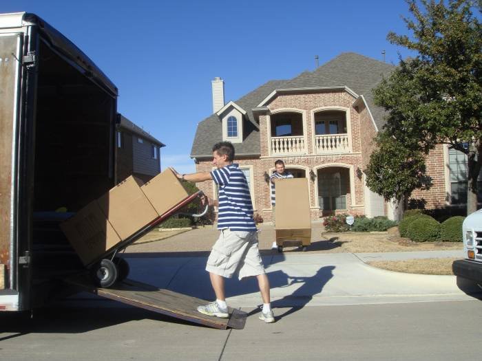  Profile Photos of Easy Moving Company 6004 Plum St - Photo 5 of 18