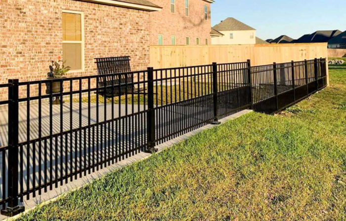  Profile Photos of Fencing USA 36403 Belle Savanne Avenue - Photo 2 of 4