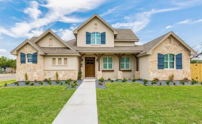  New Album of Ventoni Construction 3407 W Alberta Rd - Photo 1 of 6