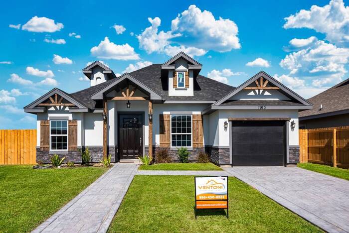  New Album of Ventoni Construction 3407 W Alberta Rd - Photo 3 of 6