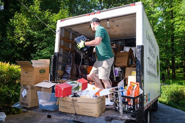  New Album of Travis' Junk Removal 9141 N Prescott Dr - Photo 5 of 5