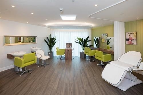  Profile Photos of Casa di Lusso Care Home Bower Lane - Photo 3 of 4