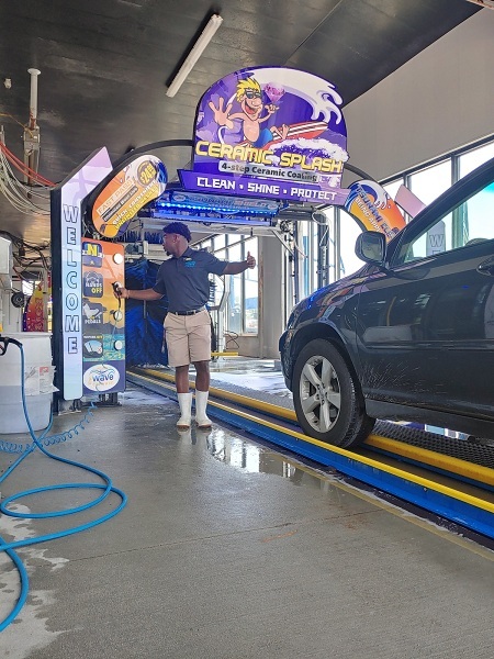  New Album of The Wave Car Wash 2600 Doctor Martin Luther King Junior Boulevard - Photo 1 of 4