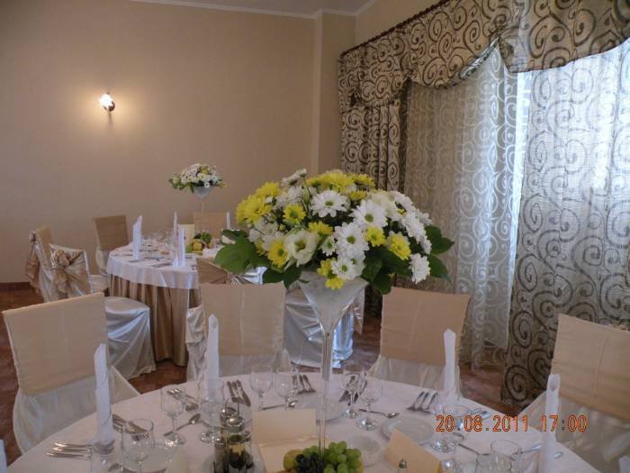  Profile Photos of Restaurant Unique Str Nitu Vasile 57 - Photo 4 of 7
