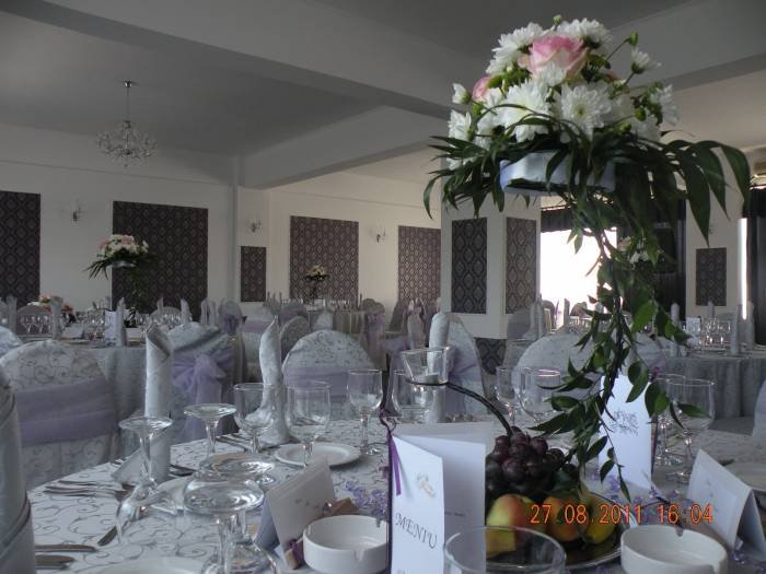  Profile Photos of Restaurant Unique Str Nitu Vasile 57 - Photo 6 of 7