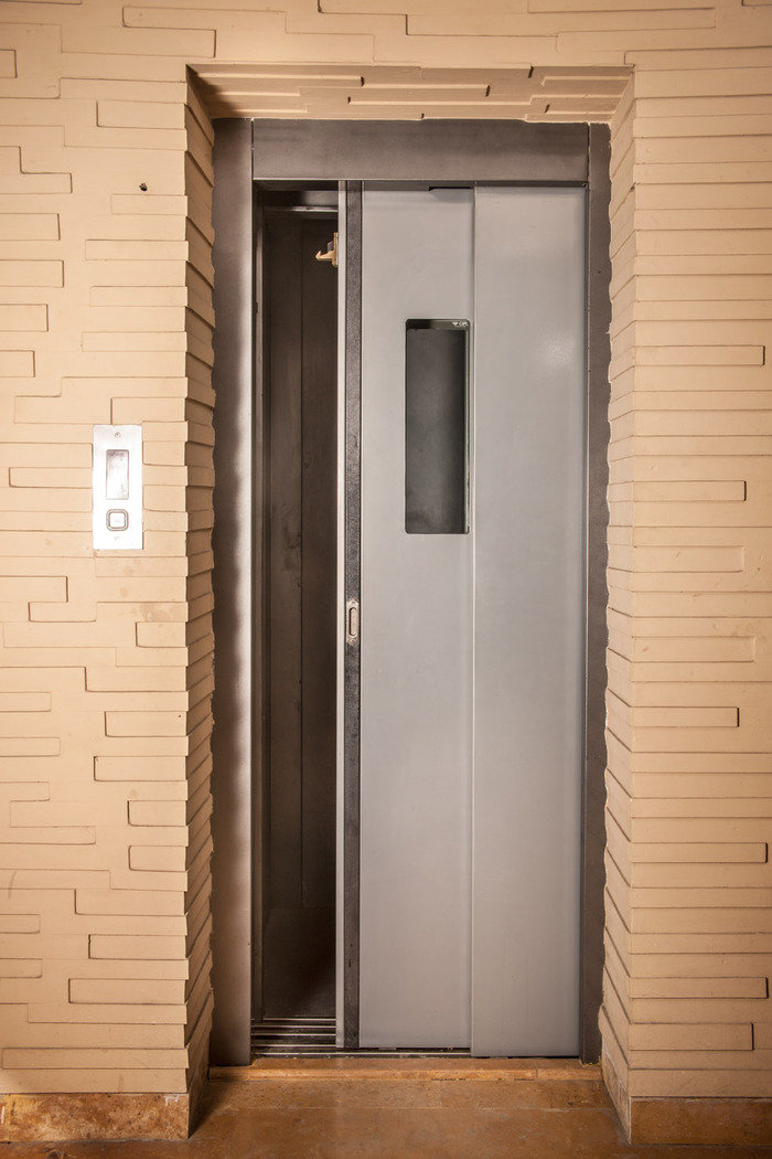 2 fold telescopic elevator L.T. Elevator Showcase of L.T. Elevator Pvt. Ltd. 3 Gobindo Auddy Road, Alipore, Kolkata - 700027 - Photo 10 of 18