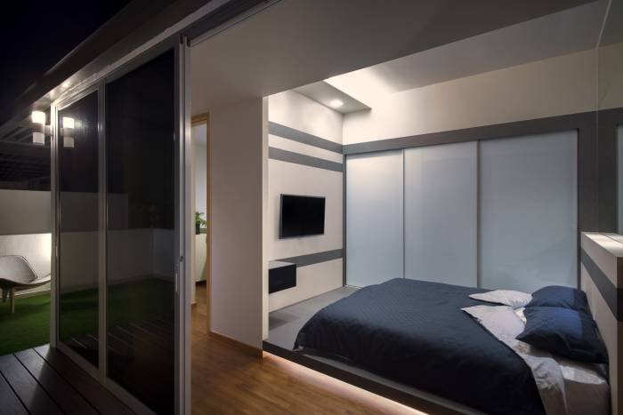 Want to wake up with the sunlight on your face? Or stare at the starry skies until you dose off to sleep? This bedroom is unique in a lot of ways. =) Penthouse Elliot at the East Coast by Leonard Chung of Rezt & Relax Interior 33 Ubi Avenue 3 #02-09 Vertex Tower B - Photo 5 of 5 Want to wake up with the sunlight on your face? Or stare at the starry skies until you dose off to sleep? This bedroom is unique in a lot of ways. =) Penthouse Elliot at the East Coast by Leonard Chung of Rezt & Relax Interior 33 Ubi Avenue 3 #02-09 Vertex Tower B - Photo 5 of 5