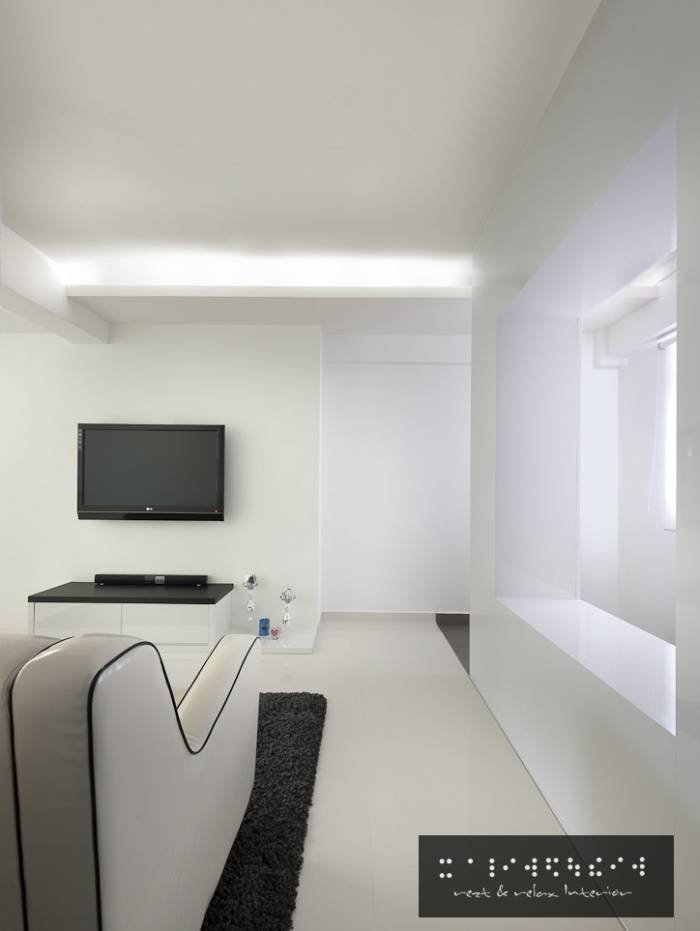 This living room has very minimal furnishing but never fails to make an impression. Sometimes less is definitely more. 3-Room HDB - Dover of Rezt & Relax Interior 33 Ubi Avenue 3 #02-09 Vertex Tower B - Photo 1 of 6 This living room has very minimal furnishing but never fails to make an impression. Sometimes less is definitely more. 3-Room HDB - Dover of Rezt & Relax Interior 33 Ubi Avenue 3 #02-09 Vertex Tower B - Photo 1 of 6