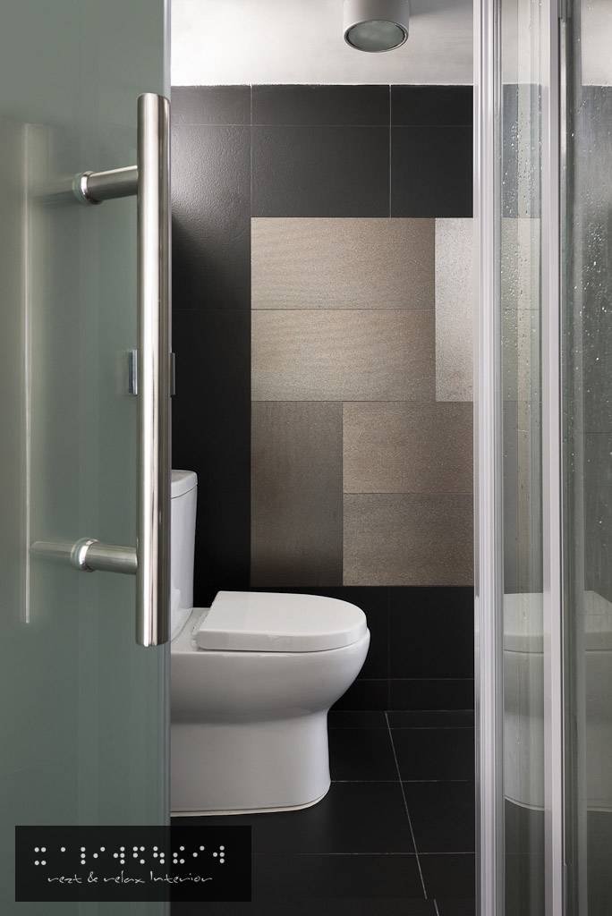 A clean-looking toilet gives you that little peace of mind everytime. 3-Room HDB - Dover of Rezt & Relax Interior 33 Ubi Avenue 3 #02-09 Vertex Tower B - Photo 3 of 6 A clean-looking toilet gives you that little peace of mind everytime. 3-Room HDB - Dover of Rezt & Relax Interior 33 Ubi Avenue 3 #02-09 Vertex Tower B - Photo 3 of 6