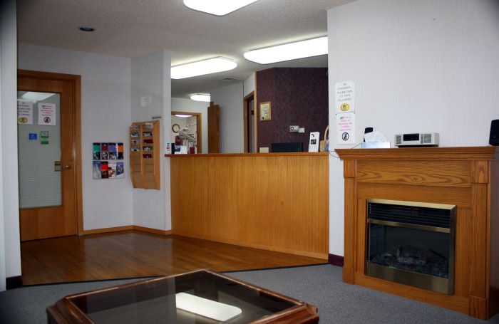  Profile Photos of Steven F Larsen DDS 1205 SE Professional Mall Blvd #108 - Photo 5 of 7